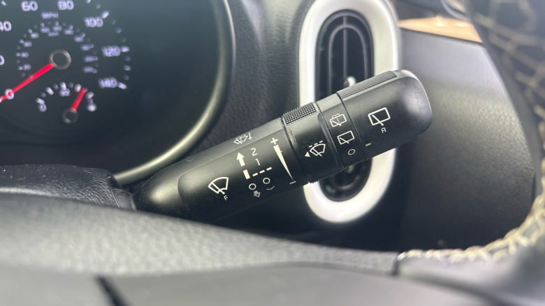 Kia Picanto 1.0 Wave 5dr Petrol Hatchback